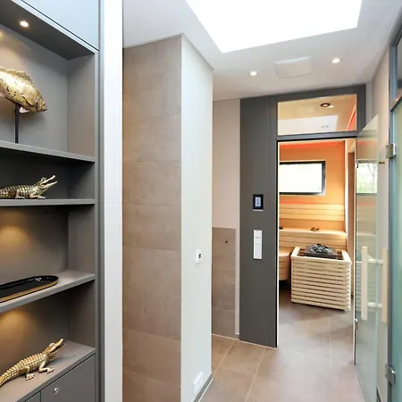 Schmidt - Strandhaus Direkt Am Mit Sauna, Sport Und Duenengarten - Klassik * Rostock